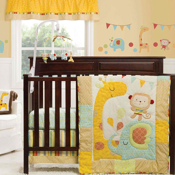 Graco Jungle Friends 4 Piece Crib Set